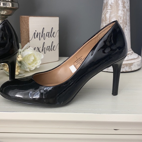 Merona heels - Picture 6 of 6